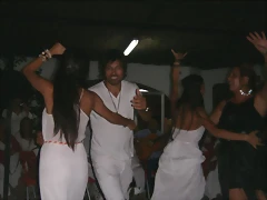 Hugo y Mara bailando sevillanas 7