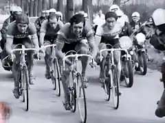 1975-ROUBAIX-ROGER DE VLAEMING-MERCKX-MARC DE MEYER-ANDRE DIERICKX.