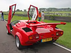 Lamborghini_Countach_-_Flickr_-_exfordy_(1)