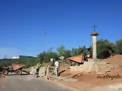 02, obras en la Cruz 2, marca