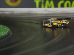 corre que se las pela corre que se las pela
