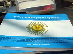 PECA CON MOSCA PARA ARGENTINOS