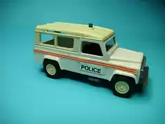 Land Rover 109 LWB Police ERTL 6660
