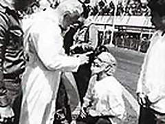 JUAP II HUMILLANDO PUBLICAMENTE AL CURA ERNESTO