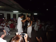 Hugo y Mara bailando sevillanas 20