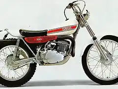 Yamaha1976_TY250