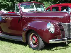 1940-Ford-Convertible-Maroon-sy