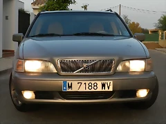 COCHE 010