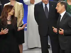 2.- Cristina K en reunion del G-20, nov 2011. Sarkosy xo1ovc