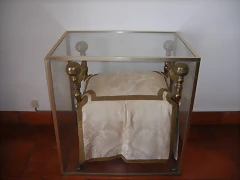 2011_0817leviuio0111