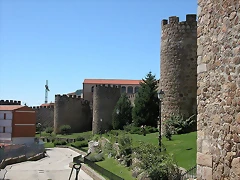 800px-Murallas_plasencia 800px-Murallas_plasencia