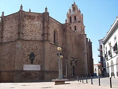 800px-Almendralejo_Iglesia_de_la_purificacion 800px-Almendralejo_Iglesia_de_la_purificacion