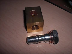 Racor adaptador presi?n aceite cuadrado
