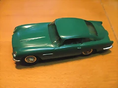 Aston Martin DB5 Verde Claro Aston Martin DB5 Verde Claro