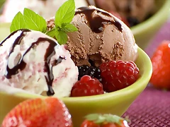 COPA DE HELADO Y FRUTA COPA DE HELADO Y FRUTA