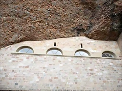 ROCA DE EL MONASTERIO