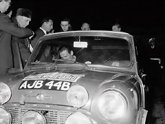 timo-makinen-and-paul-easter-in-the-mini-cooper-s-at-the-1965-rallye-monte-carlo-285x285 timo-makinen-and-paul-easter-in-the-mini-cooper-s-at-the-1965-rallye-monte-carlo-285x285