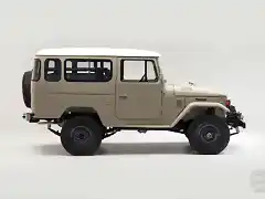 image_595bfd1166ce9_The-FJ-Company-1979-FJ43-Land-Cruiser---Dune-Beige-62337---Studio_002