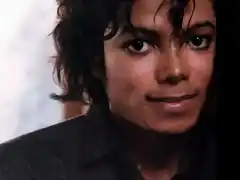 mike-SEXYYY-michael-jackson-17574469-443-400