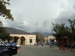 PLAZA DE CAFAYATE ( SE VIENE LA LLUVIA...) PLAZA DE CAFAYATE ( SE VIENE LA LLUVIA...)