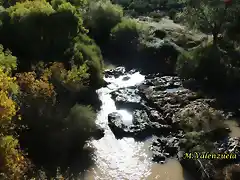 10, rio en el puente, marca