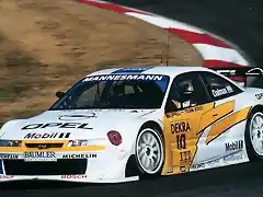 Opel-Calibra-DTM-1995
