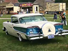 Edsel_Pacer_2-door_Hardtop_1958_rear-1024x680