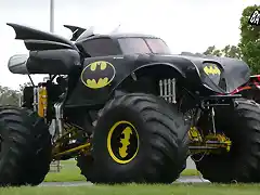 batmobile-monster-truck-1