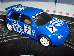 Volkswagen Golf azul Ninco