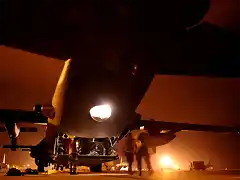 Silueta  de un AC-130H en el aerodromo de Hurlburt Florida