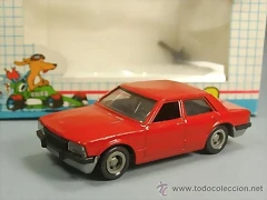 Ford Taunus Ghia rojo