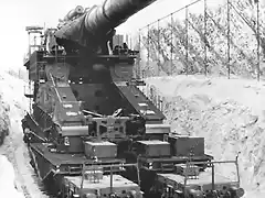 Dora_Schwerer-Gustav_01br