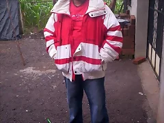 Aqui con un poco de frio Aqui con un poco de frio