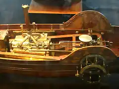 Maqueta del Modelo del Pyroscaphe de vapor, construido por Claude Franois Jouffroy d'Abbans en 1784. Musee de la Marine du Palais de Chaillot de Paris.