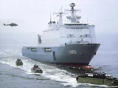 Holanda. LPD Hrms Johan de Witt y Hrms Rotterdam