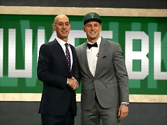 Adam+Silver+Donte+DiVincenzo+2018+NBA+Draft+ANgP-3rhv0Wl