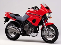 Yamaha-TDM-850-1-1200x900