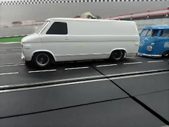UNDQ0126