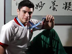 Yahel Castillo 16