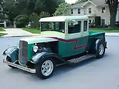 1933-ford-pickup-five-window