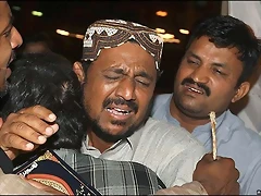 _41549770_ap_muslims416 _41549770_ap_muslims416