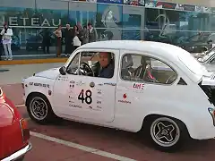 600 Abarth blanco muy discreto