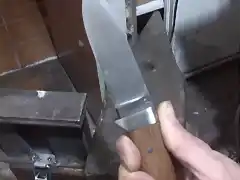 CUCHILLO DE CAZA PEQUE?O 004