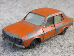 14 Renault 12 naranja