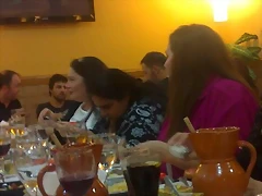 Hugo en cena antes del bolo 2 Hugo en cena antes del bolo 2