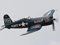 El F4U Corsair de Red Bull