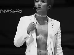 Sexy-Leeteuk-3-leeteuk-3-15059029-1000-1400