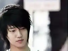 yesung-super-junior-8669422-455-599