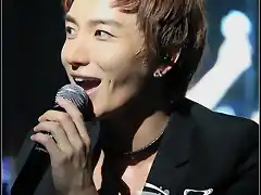 Copia de leeteuk-159