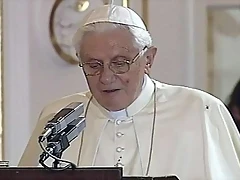papa-araña Benedicto XVI